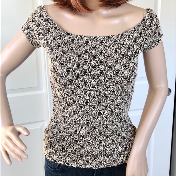 80’s cap sleeved, off shoulder top - Picture 2 of 6